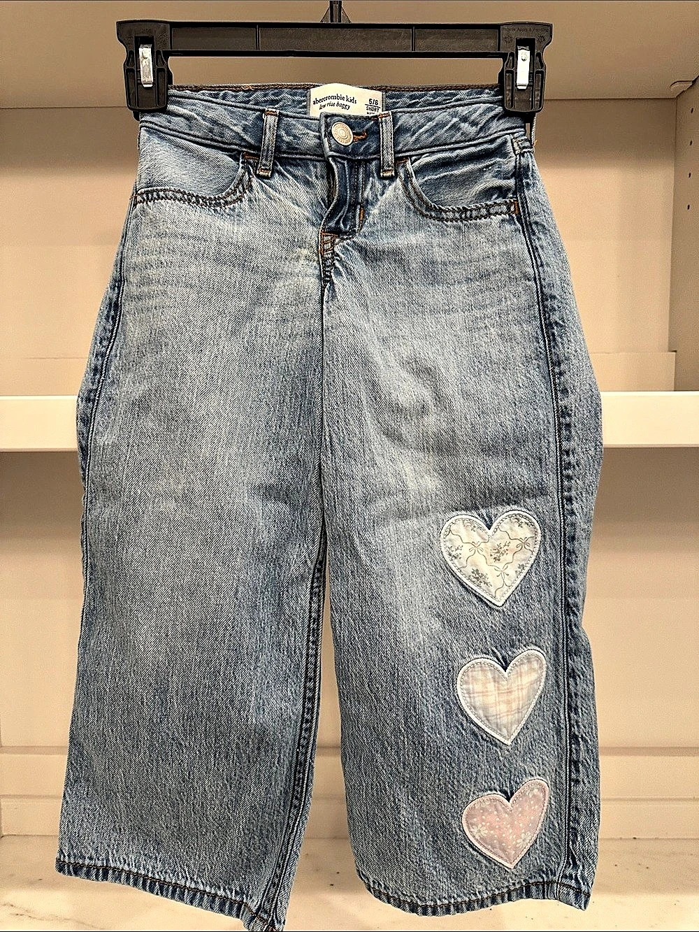 Abercrombie low rise baggy Kids Jeans Blue Size 5/6 Like New